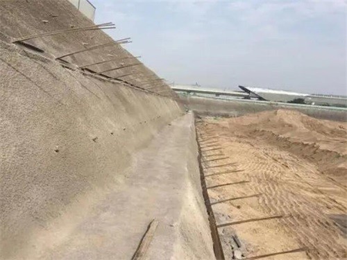 新化河道边坡加固